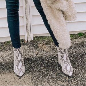 steve madden shade block heel boot